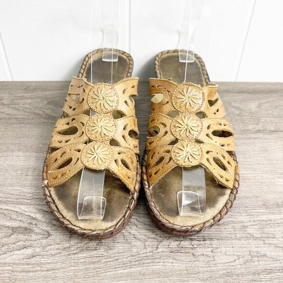 DUCK HEAD Slide Leather Boho Sandals - Picture 7 of 9